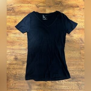 GAP Classic Dark Blue V-Neck Tee